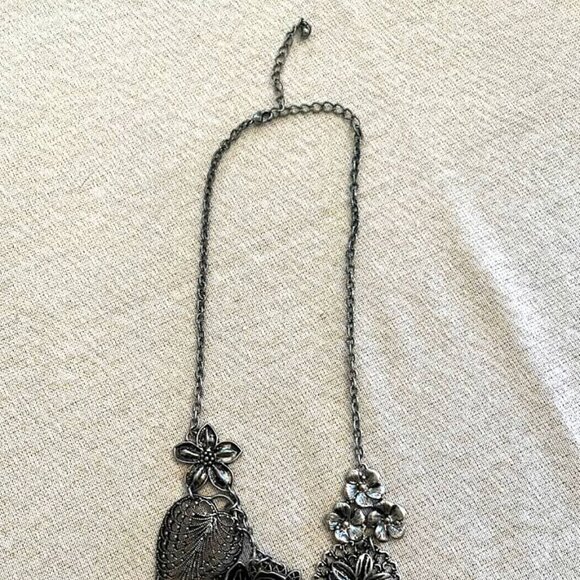 Necklace - Picture 3 of 3